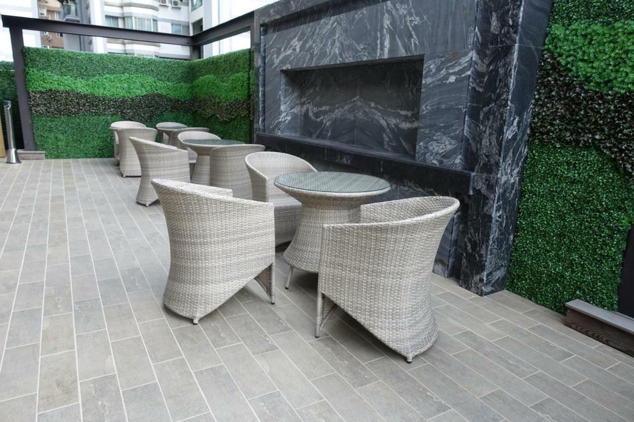 Hotel The Tango Taichung Exterior foto